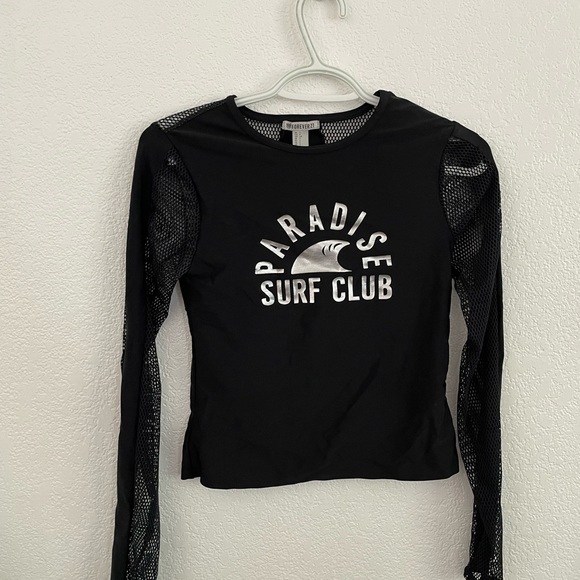 Surfing top - Picture 1 of 2